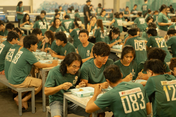 Doanh thu phim Việt chững lại, phòng vé chờ cú hích cuối năm