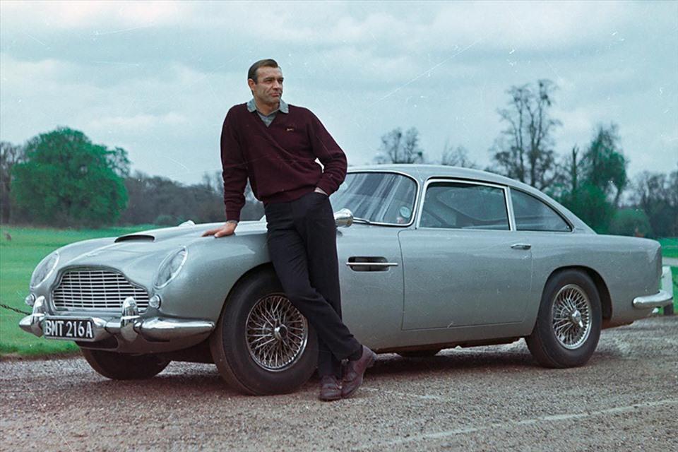 Aston Martin DB5. Ảnh: CGV.