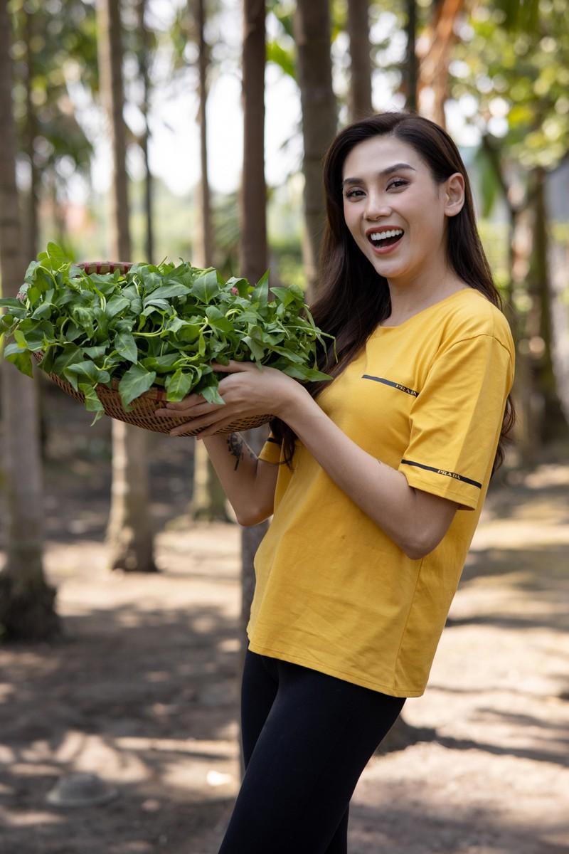 “Tái xuất” màn ảnh sau hơn 17 năm, Võ Hoàng Yến tiết lộ từng “nổi da gà” với phim mình đóng ảnh 1