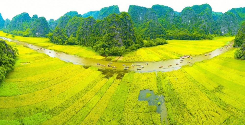 [Photo] Kham pha Ninh Binh - vung dat hap dan khach du lich hinh anh 55