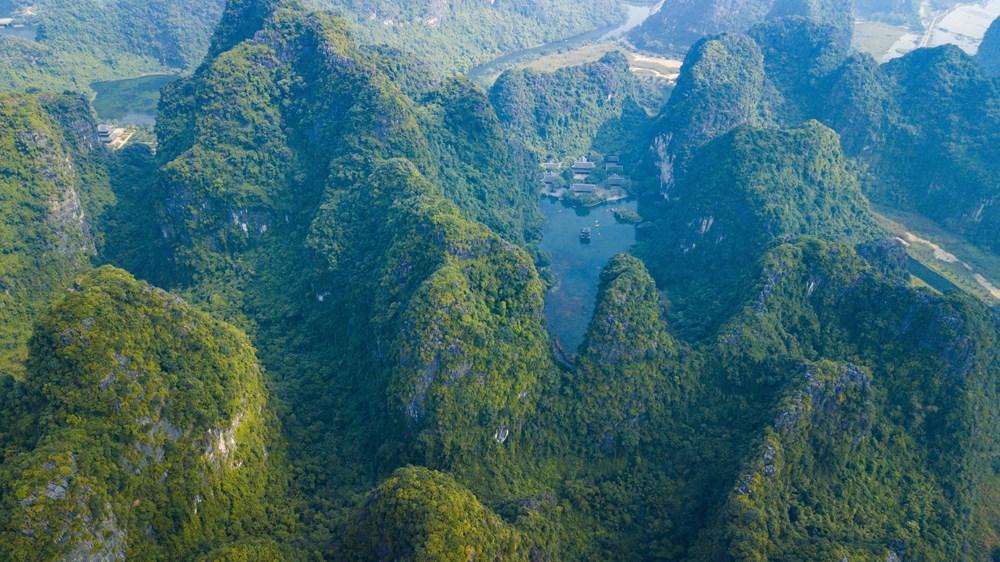 [Photo] Kham pha Ninh Binh - vung dat hap dan khach du lich hinh anh 19