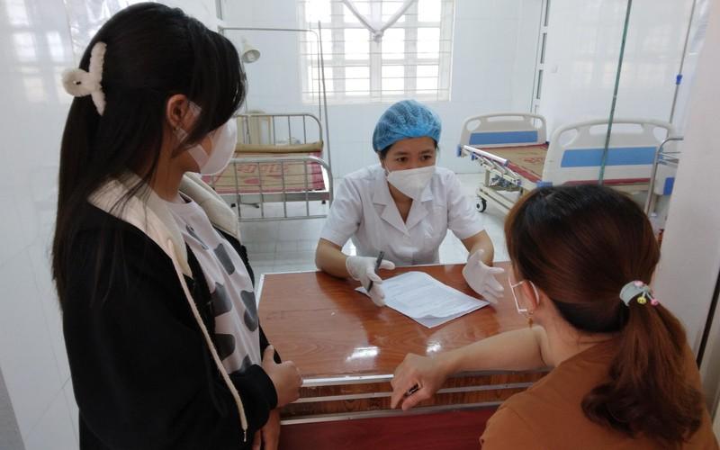 Hà Nam triển khai tiêm mũi 4 vaccine phòng COVID-19 ảnh 1