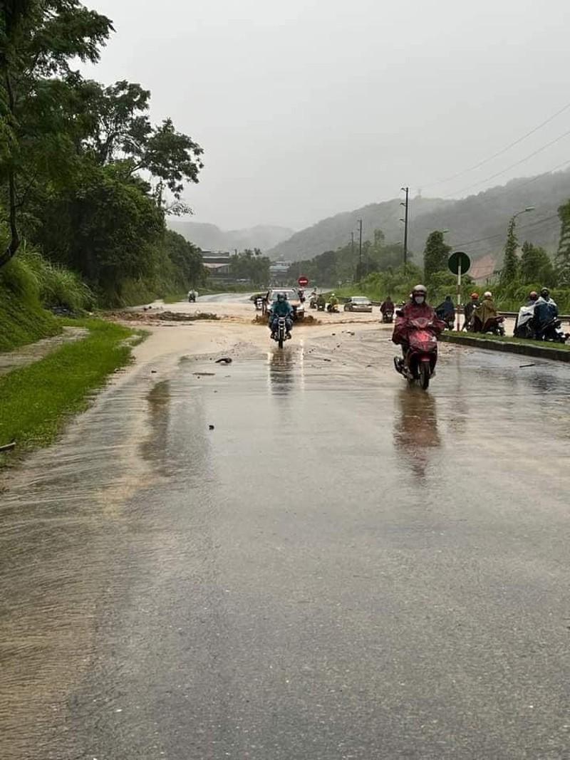 Mưa lớn gây ngập úng, sạt lở tại Lào Cai ảnh 19