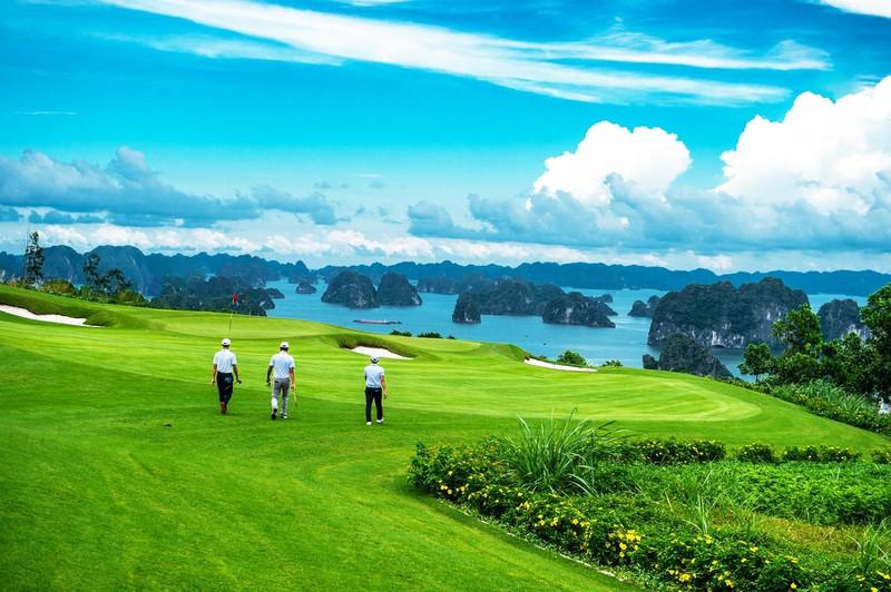 Hội mê golf truyền tai nhau những điểm check-in siêu hot hè này ảnh 1