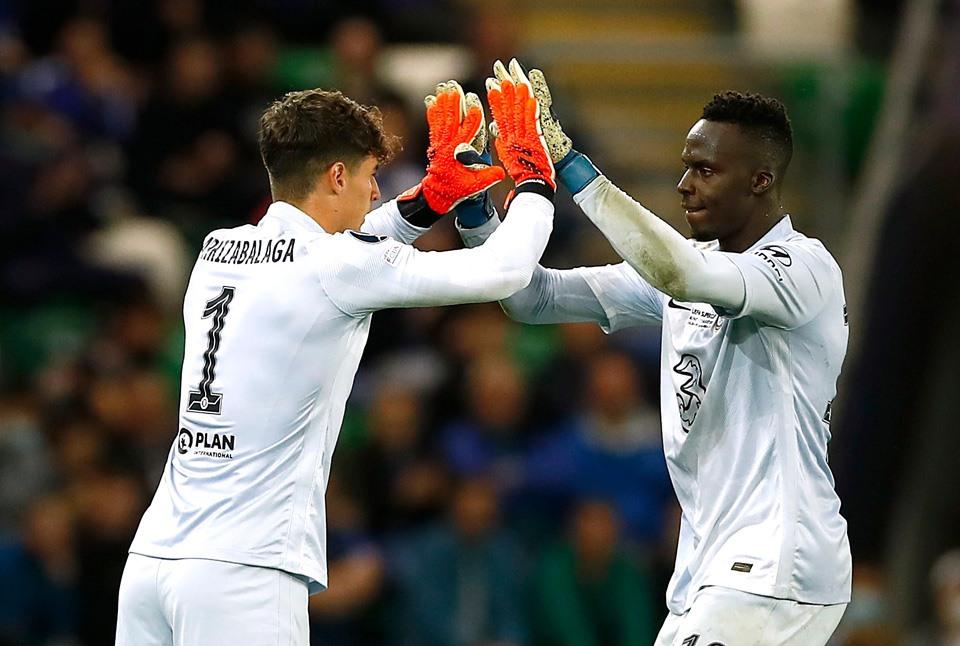 Kepa đã chán cảnh phải dự bị cho Mendy tại Chelsea. Ảnh: The Sun