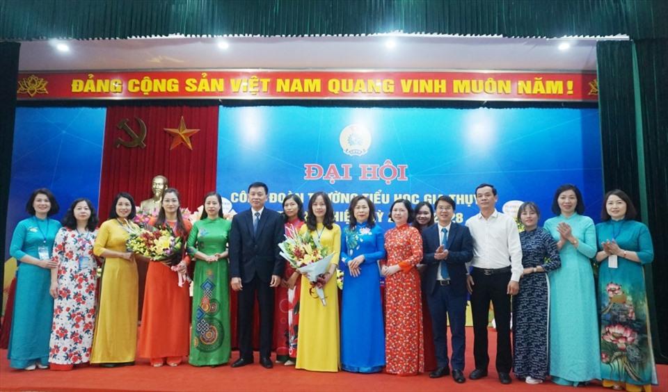 Đại hội điểm khối trường học