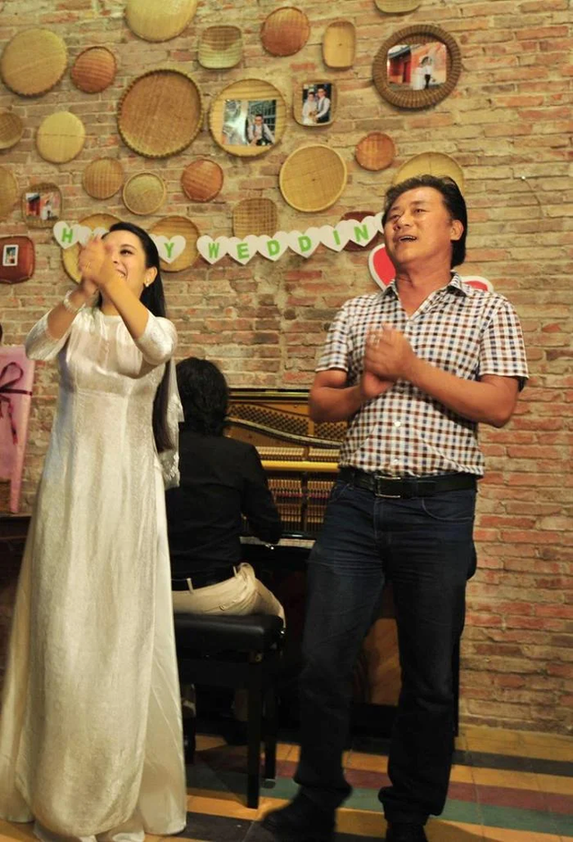 O Sen Ngọc Mai phản ứng gì về loạt ảnh từng kết hôn trước khi yêu Quốc Nghiệp? - Ảnh 2. O Sen Ngọc Mai phản ứng gì về loạt ảnh từng kết hôn trước khi yêu Quốc Nghiệp? - Ảnh 2.