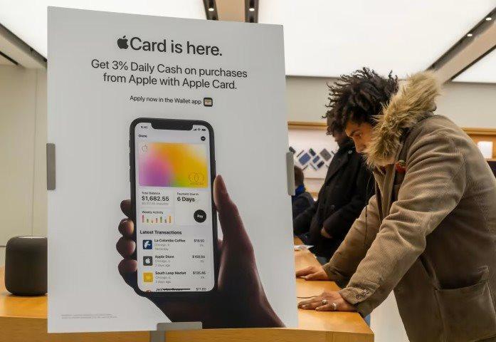 Từng bị cả giới ngân hàng cười nhạo, Apple giờ đây có khả năng ‘đánh sập’ từ Goldman Sachs tới JP Morgan Chase bằng chiến thuật ‘tằm ăn dâu’ - Ảnh 4.