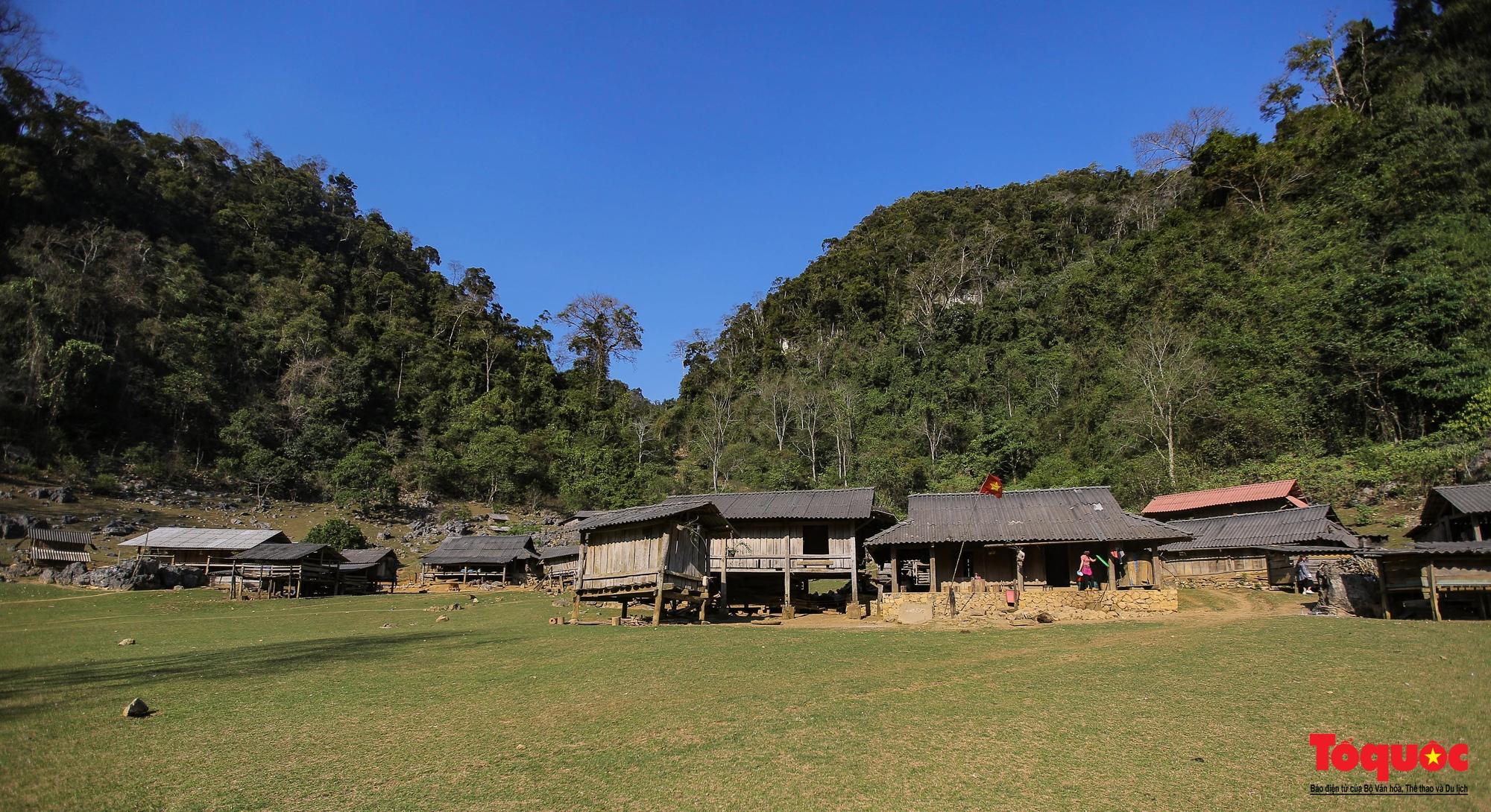 Ngôi làng "3 không" đẹp hoang sơ, yên bình ở Mộc Châu - Ảnh 10.