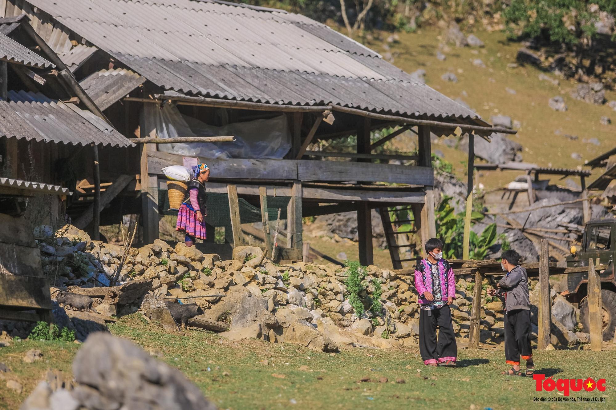 Ngôi làng "3 không" đẹp hoang sơ, yên bình ở Mộc Châu - Ảnh 3.