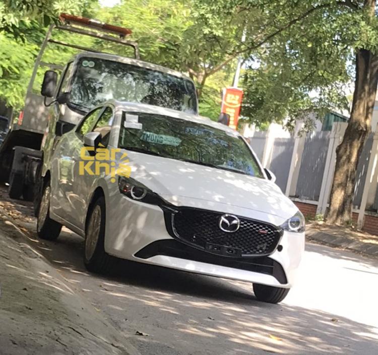 Mazda2 2023 đã về Việt Nam: Thêm bản thể thao kiểu CX-5, có thể sắp ra mắt vì bản cũ đang giảm giá rất mạnh - Ảnh 5.