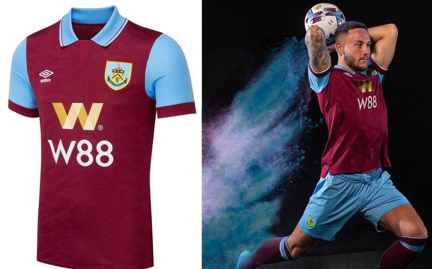 Áo đấu của tân binh Premier League khá hiện đại. Ảnh: Burnley FC