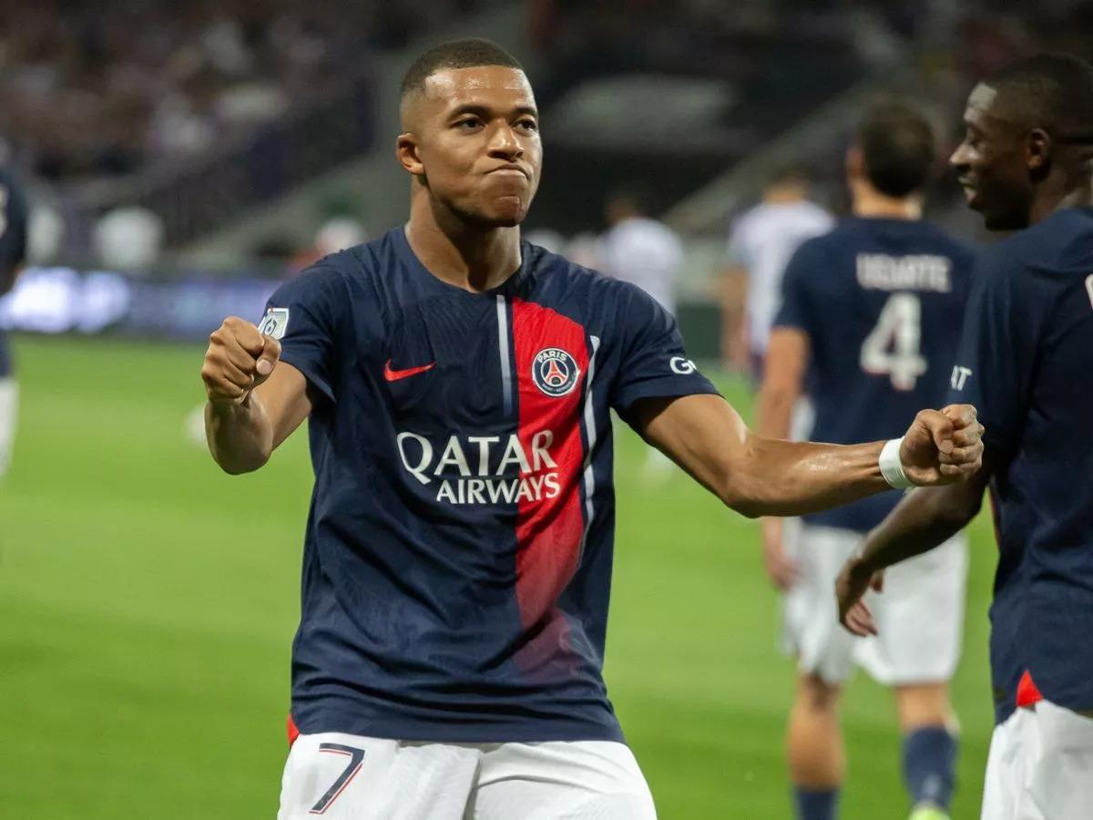 So sánh chỉ số giữa Mbappe và Haaland: Ai sẽ là chủ nhân tương lai của Quả bóng vàng? - Ảnh 2.