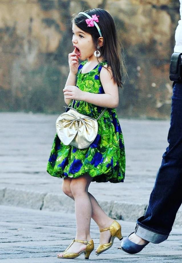 Suri Cruise chứng tỏ bản lĩnh tự lập ở tuổi 17 chỉ bằng 1 hành động, không hổ là "công chúa Hollywood" - Ảnh 6.