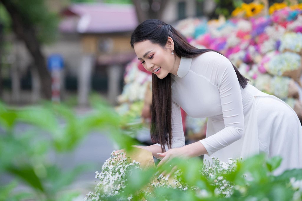 Hoa hậu Bích Hạnh khát khao làm nhiều dự án cho trẻ nhỏ