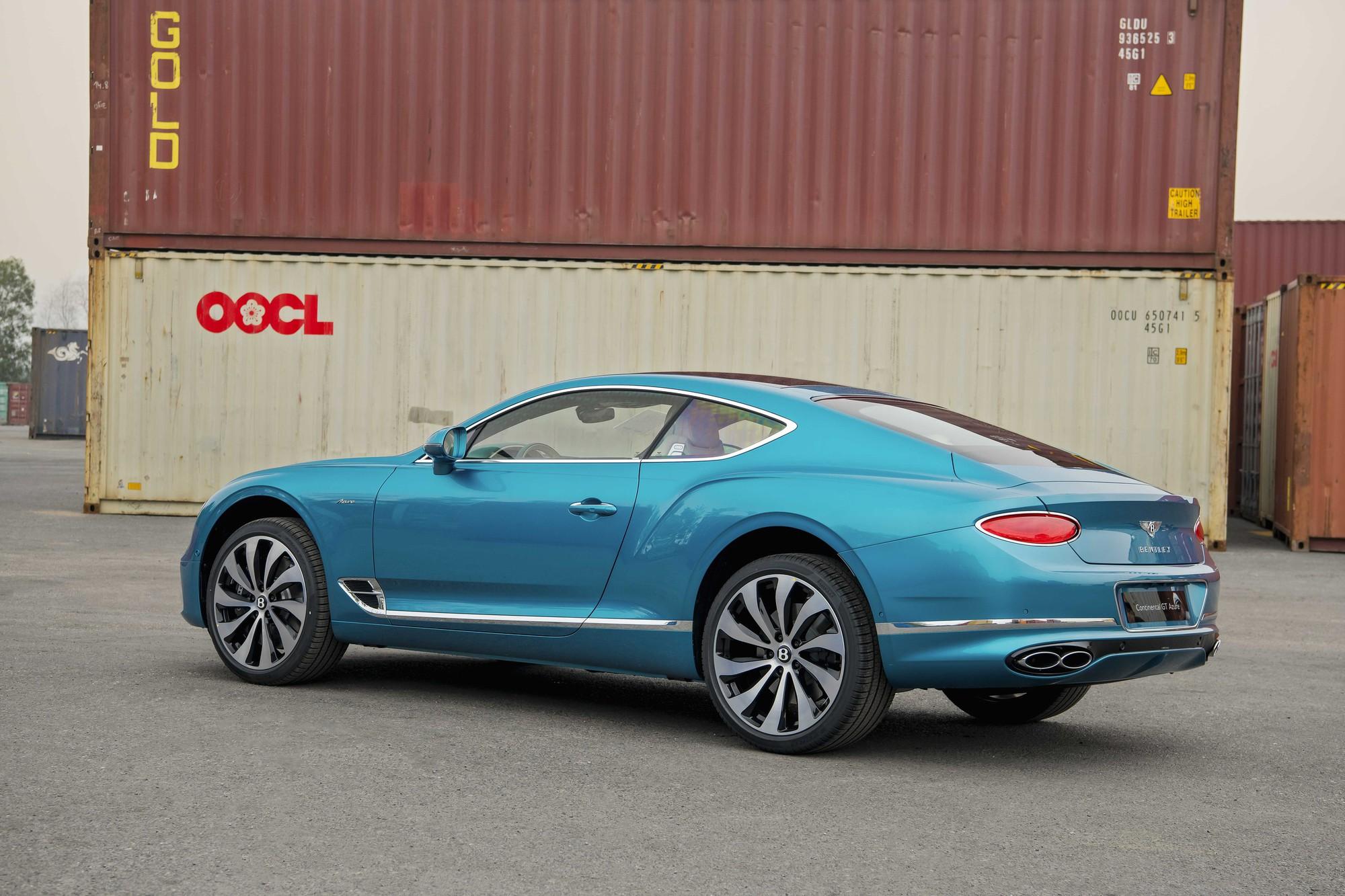 Bentley Continental GT Azure V8 độc bản về Việt Nam: Màu sơn lần đầu xuất hiện, giá gần 22 tỷ đồng- Ảnh 10.