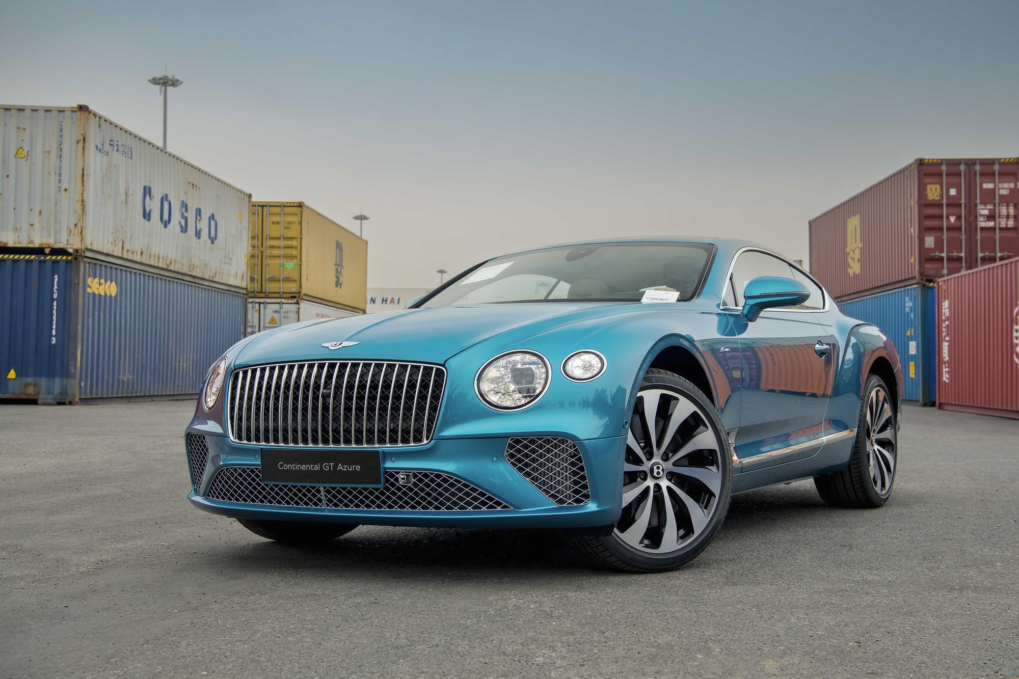 Bentley Continental GT Azure V8 độc bản về Việt Nam: Màu sơn lần đầu xuất hiện, giá gần 22 tỷ đồng- Ảnh 9.