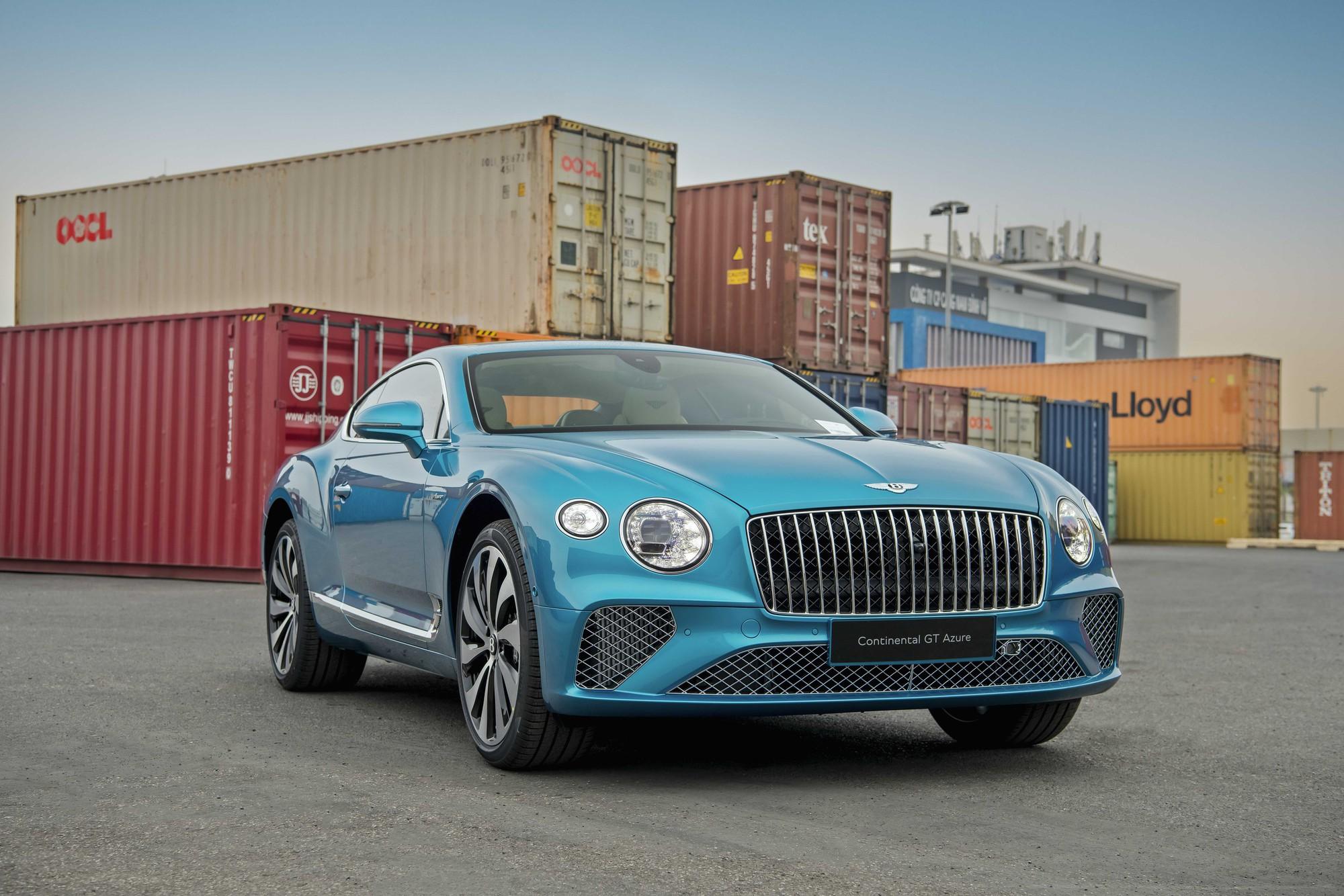 Bentley Continental GT Azure V8 độc bản về Việt Nam: Màu sơn lần đầu xuất hiện, giá gần 22 tỷ đồng- Ảnh 1.