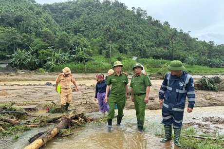 25 người chết, 70 người mất tích trong trận lũ quét thôn Làng Nủ (Lào Cai)