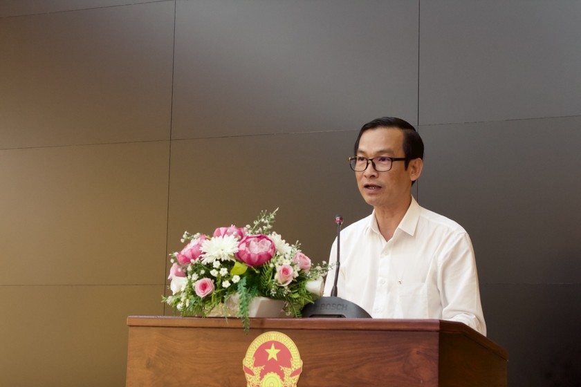 Ông Lê Thanh Tâm - Giám Đốc Sở KH&ĐT TP Cần Thơ trình bày báo cáo tại buổi làm việc. Ông Lê Thanh Tâm - Giám Đốc Sở KH&ĐT TP Cần Thơ trình bày báo cáo tại buổi làm việc.