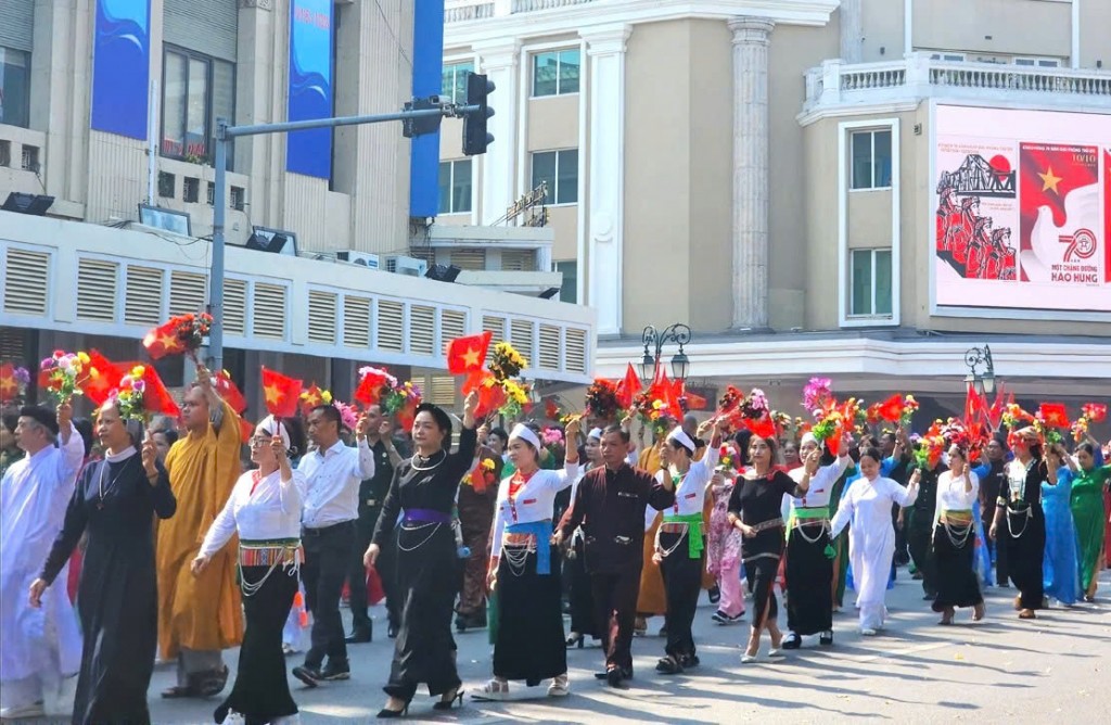 Chăm lo, phát triển giáo dục vùng đồng bào dân tộc thiểu số