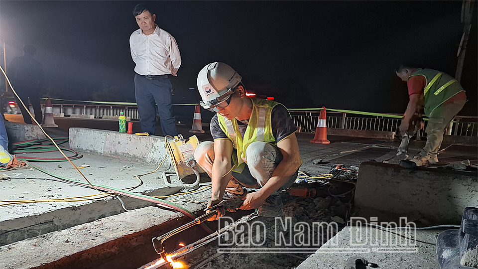 nam dinh sua chua cau do quan de dam bao an toan giao thong hinh 1