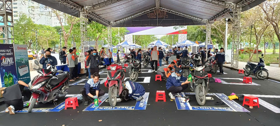 Sẽ có khoảng 1.000 lượt xe của các bạn sinh viên khu B - KTX ĐH Quốc gia TPHCM được kiểm tra, bảo dưỡng miễn phí. (Ảnh: Quốc Hải) 2b2ec39fe0565d080447.jpg