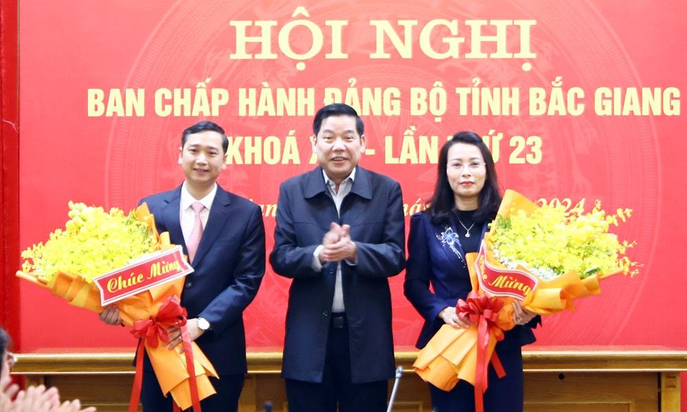 Bầu tân Phó Bí thư Thường trực, Phó Bí thư Tỉnh ủy; giới thiệu bầu nhân sự Chủ tịch HĐND, Chủ tịch UBND tỉnh- Ảnh 3.