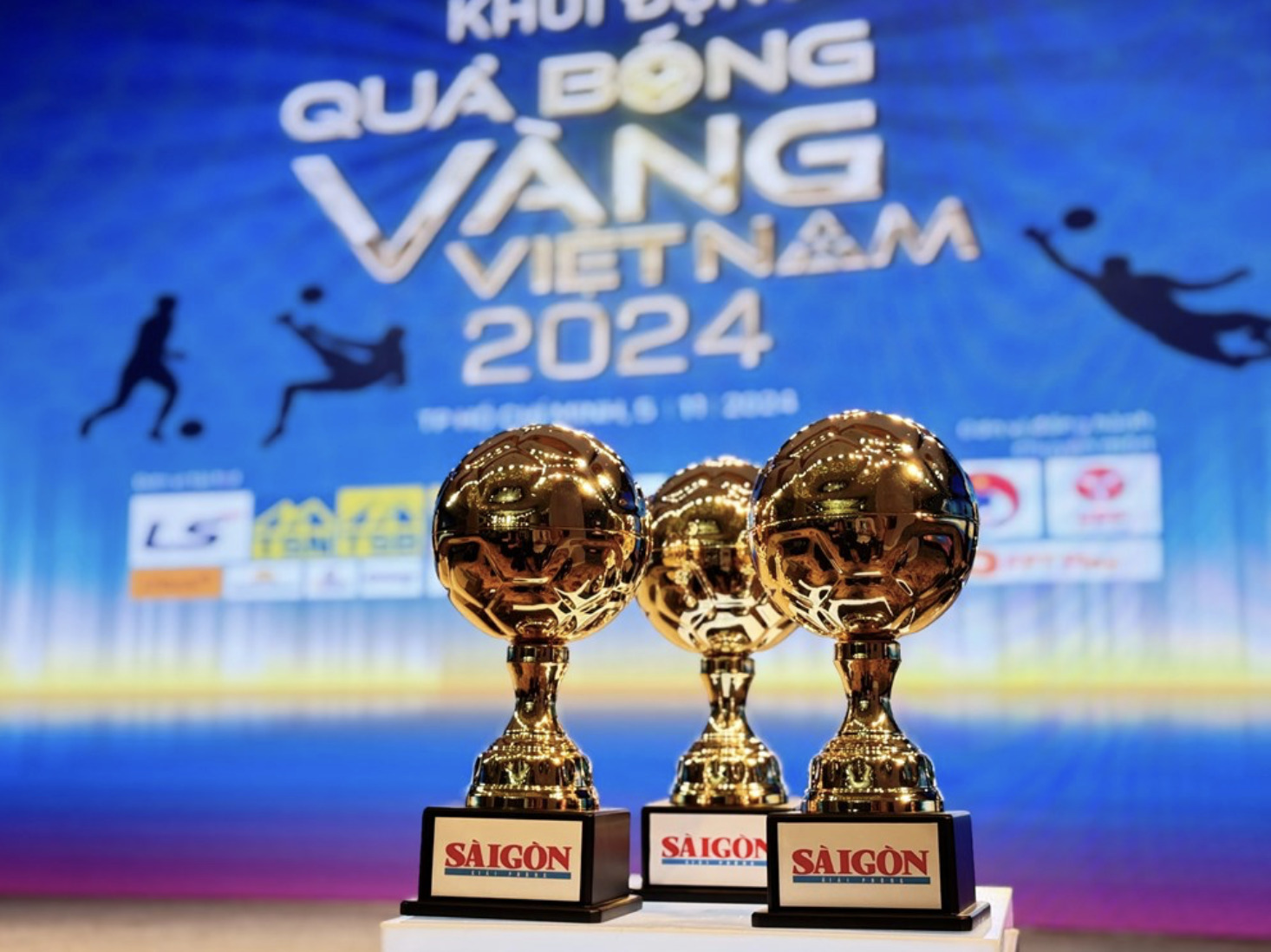 bat ngo voi danh sach rut gon qua bong vang viet nam nam 2024 hinh 1