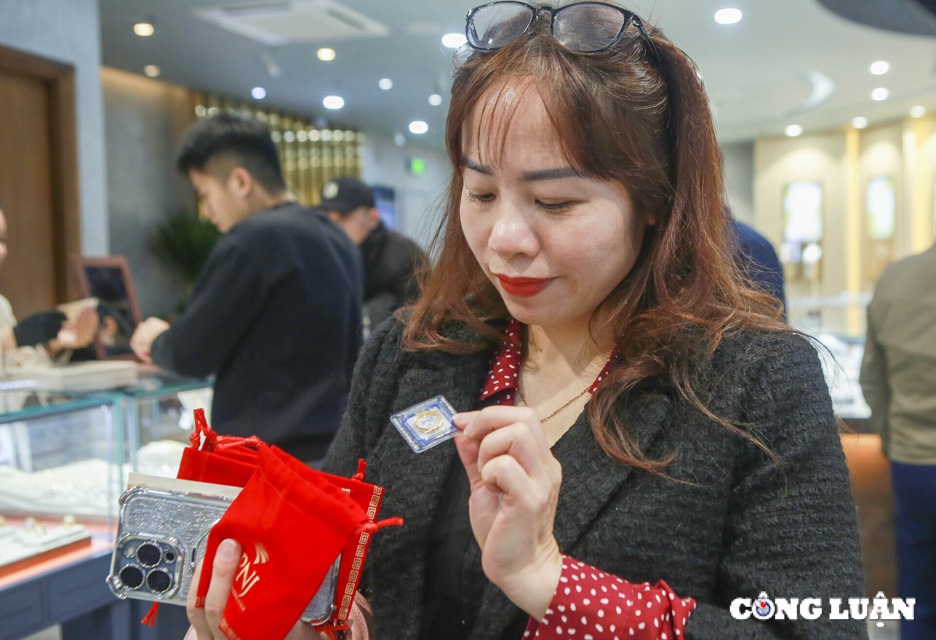 gia vang tang 1 trieu dong luong hinh 1