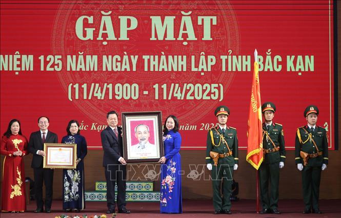 pho chu tich nuoc du ky niem 125 nam ngay thanh lap tinh bac kan hinh 2