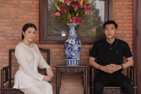 Lý Nhã Kỳ phủ nhận chuyện hẹn hò HIEUTHUHAI