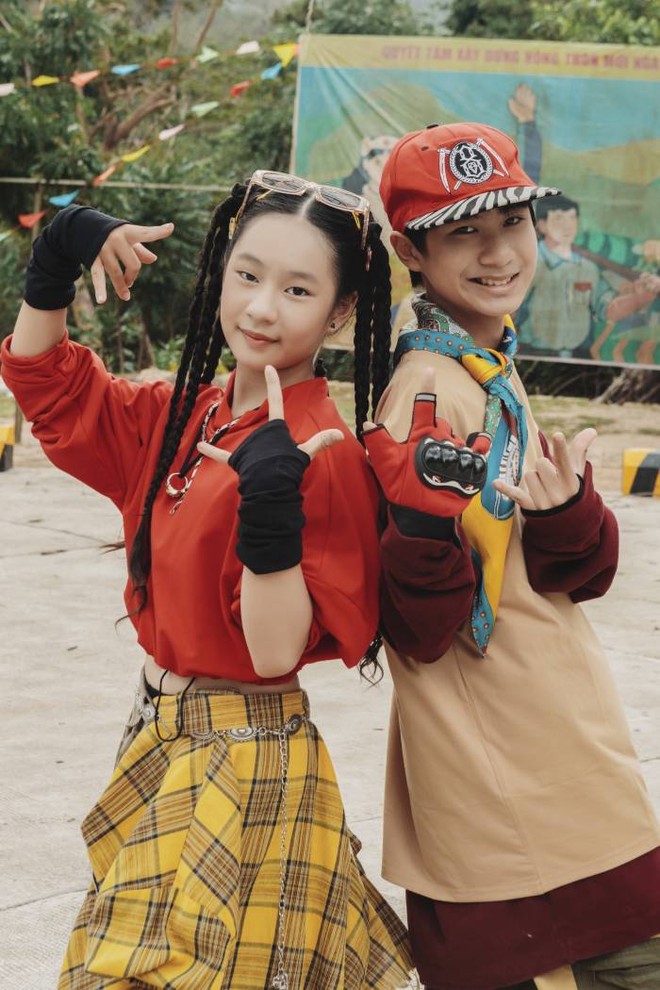 Rio, Cherry - hai con của đạo diễn Lý Hải tham gia diễn xuất trong "Lật mặt 8" Rio, Cherry - hai con của đạo diễn Lý Hải tham gia diễn xuất trong "Lật mặt 8"