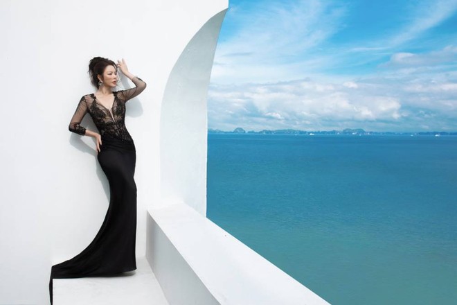 Những thiết kế vừa vặn, ôm trọn và tôn vinh vóc dáng yêu kiều của nữ diễn viên Những thiết kế vừa vặn, ôm trọn và tôn vinh vóc dáng yêu kiều của nữ diễn viên