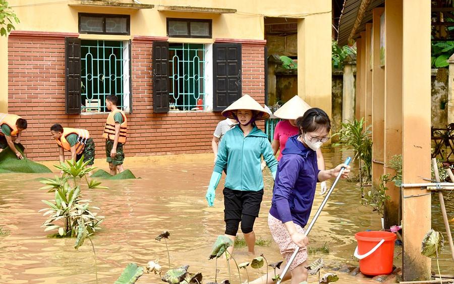 Sở GD&ĐT tỉnh Phú Thọ yêu cầu các đơn vị thuộc vùng hạ du của hồ thuỷ điện Tuyên Quang theo dõi chặt chẽ các bản tin cảnh báo, dự báo thiên tai (ảnh minh họa).