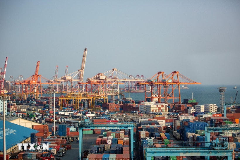 Cảng hàng hóa Busan, Hàn Quốc. (Ảnh: THX/TTXVN)