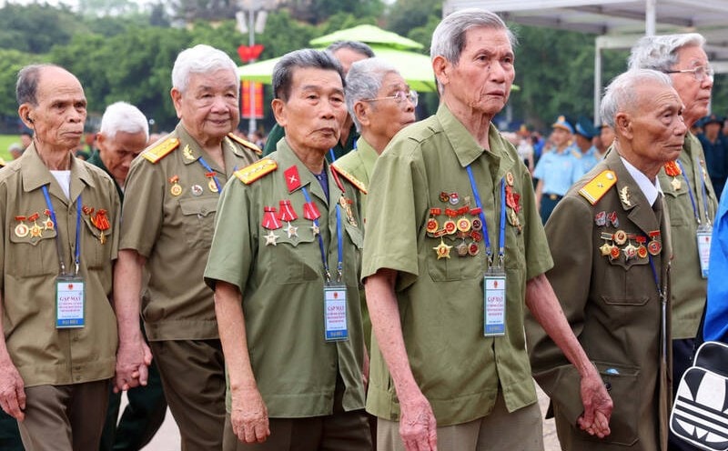 Sửa đổi trình tự giải quyết chế độ trợ cấp đối với người tham gia kháng chiến, bảo vệ Tổ quốc- Ảnh 1. Sửa đổi trình tự giải quyết chế độ trợ cấp đối với người tham gia kháng chiến, bảo vệ Tổ quốc- Ảnh 1.