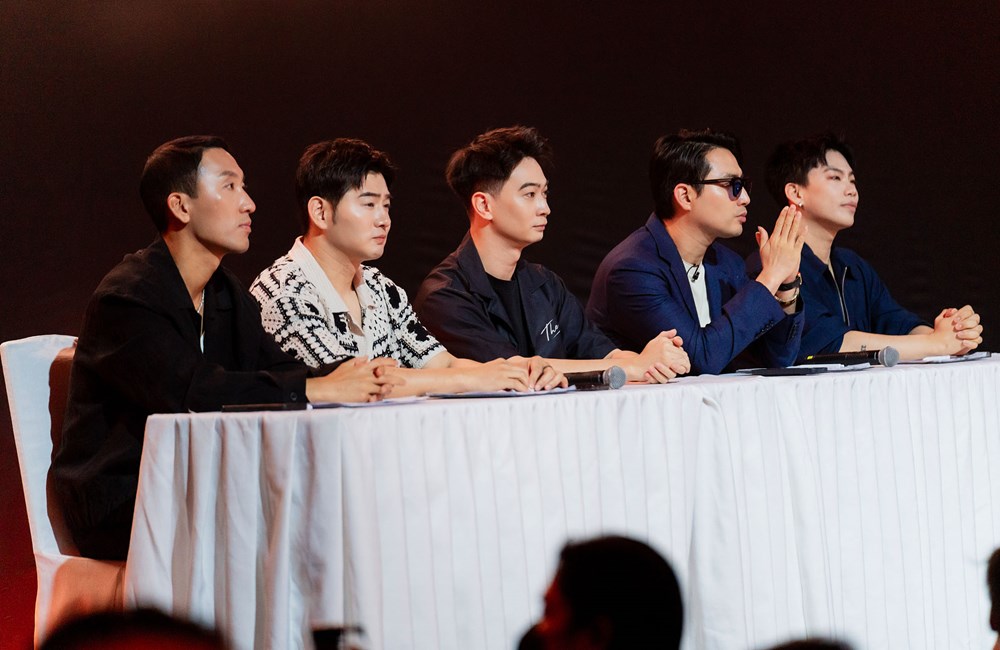 Mãn nhãn và lôi cuốn - ảnh 1