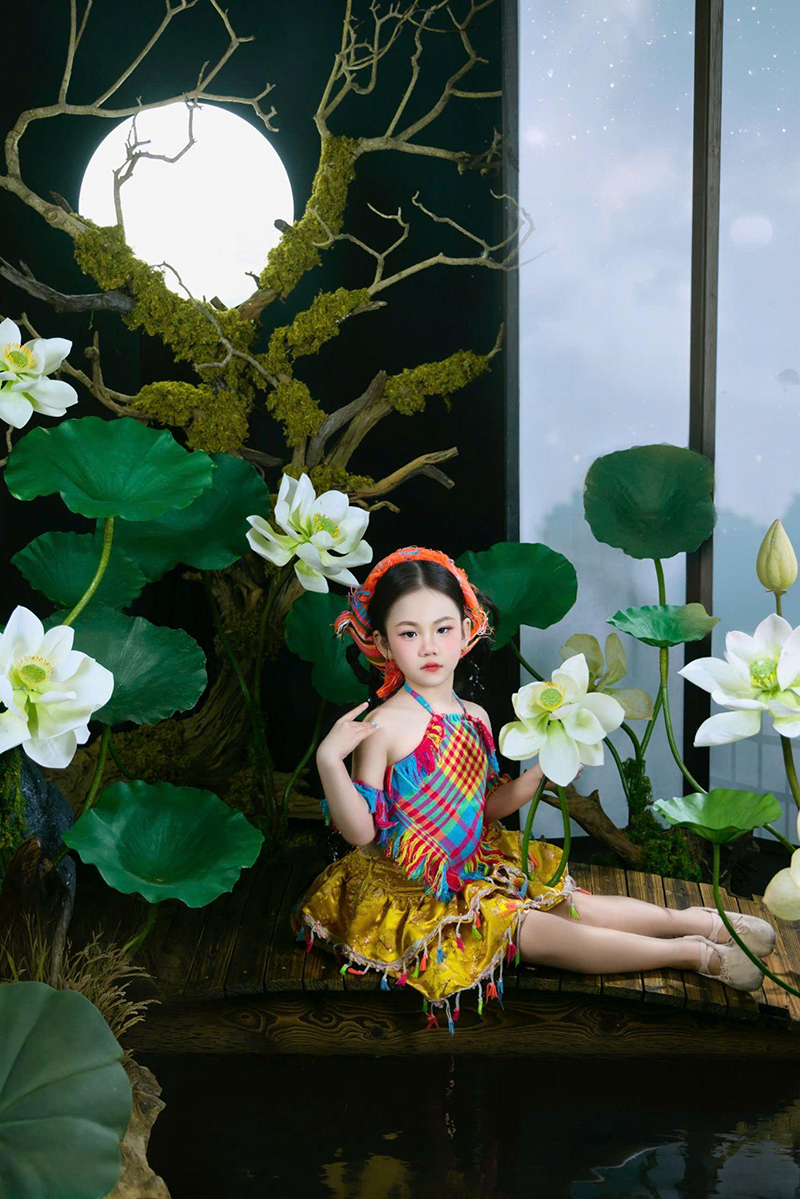 Model Kid San San gây chú ý tại Bán kết Tinh Hoa Nhí 2025 - ảnh 3