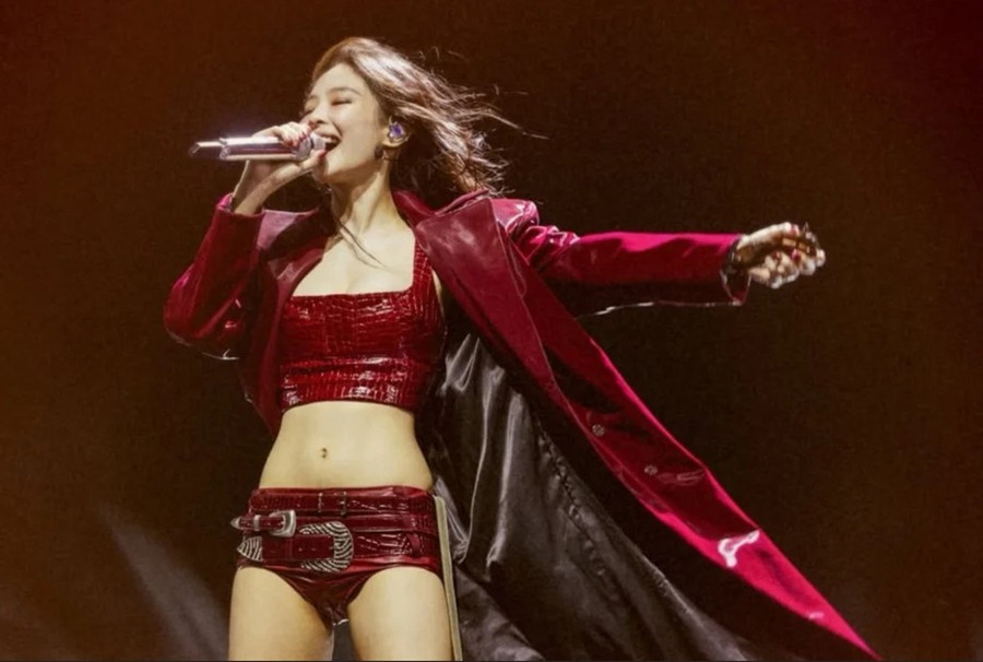 "Like Jennie" của Jennie (BLACKPINK) liên tục đạt thành tích ấn tượng. jennie-1.png