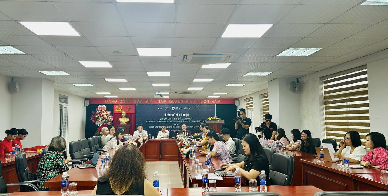 Toàn cảnh Lễ công bố và giới thiệu “Diễn đàn Khởi nghiệp Quốc gia toàn cầu: Mùa thu Hà Nội 2025”.