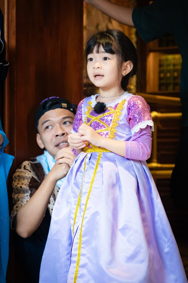 Dứa - con gái diễn viên Trung Ruồi