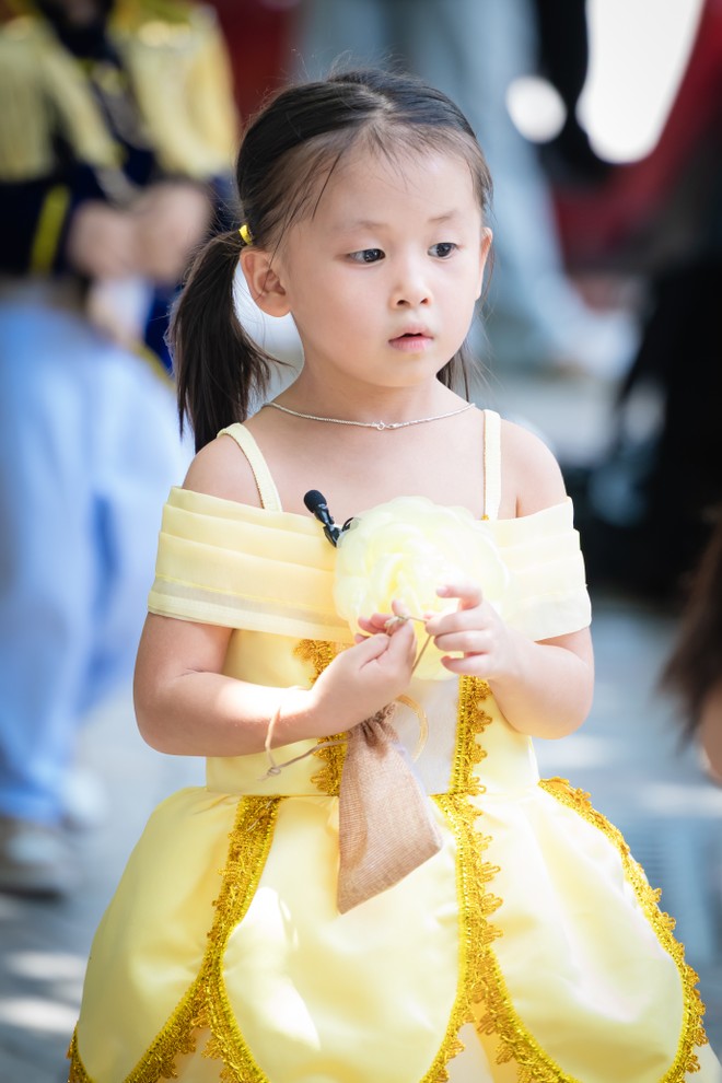 Bé MinHee