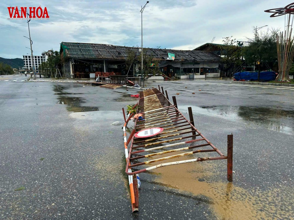 Khu du lịch Thiên Cầm xơ xác sau bão số 5 - ảnh 14