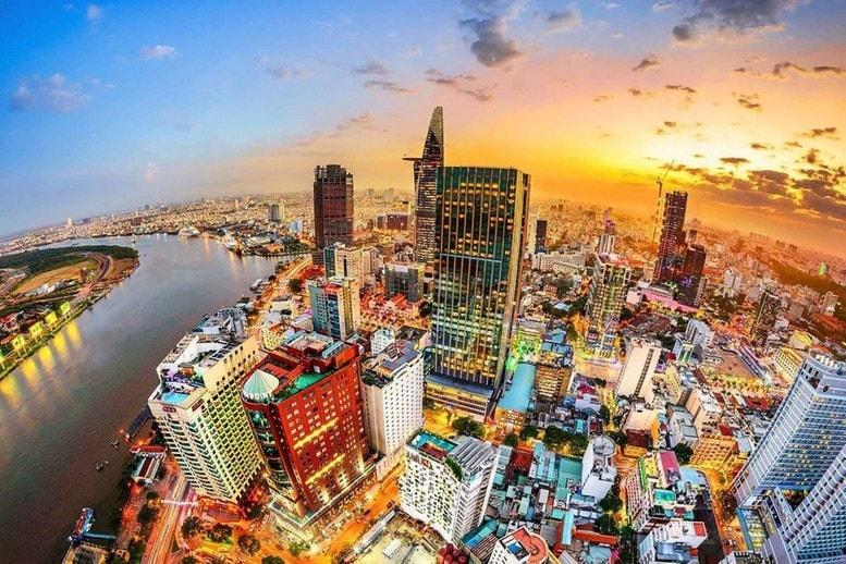 Đoàn kết, chung sức, đồng lòng, nỗ lực phấn đấu thực hiện thành công các mục tiêu chiến lược đề ra, đưa đất nước vững bước tiến vào kỷ nguyên mới, sánh vai với các cường quốc năm châu.