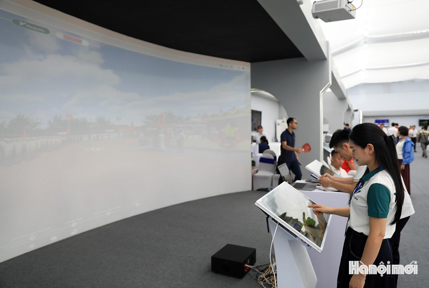 W_gian-cong-nghe-ha-noi-2.jpg