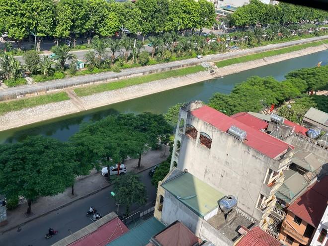 Nước sông Tô Lịch cơ bản được cải thiện, nhiều đoạn đã trong hơn