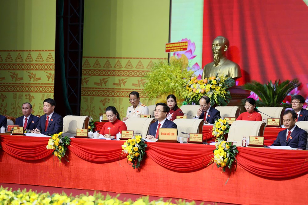 Khai mạc Đại hội đại biểu Đảng bộ tỉnh Quảng Ngãi lần thứ I - ảnh 4