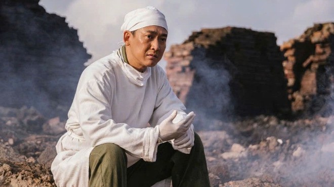 Bác sĩ Lê do Hứa Vĩ Văn thủ vai