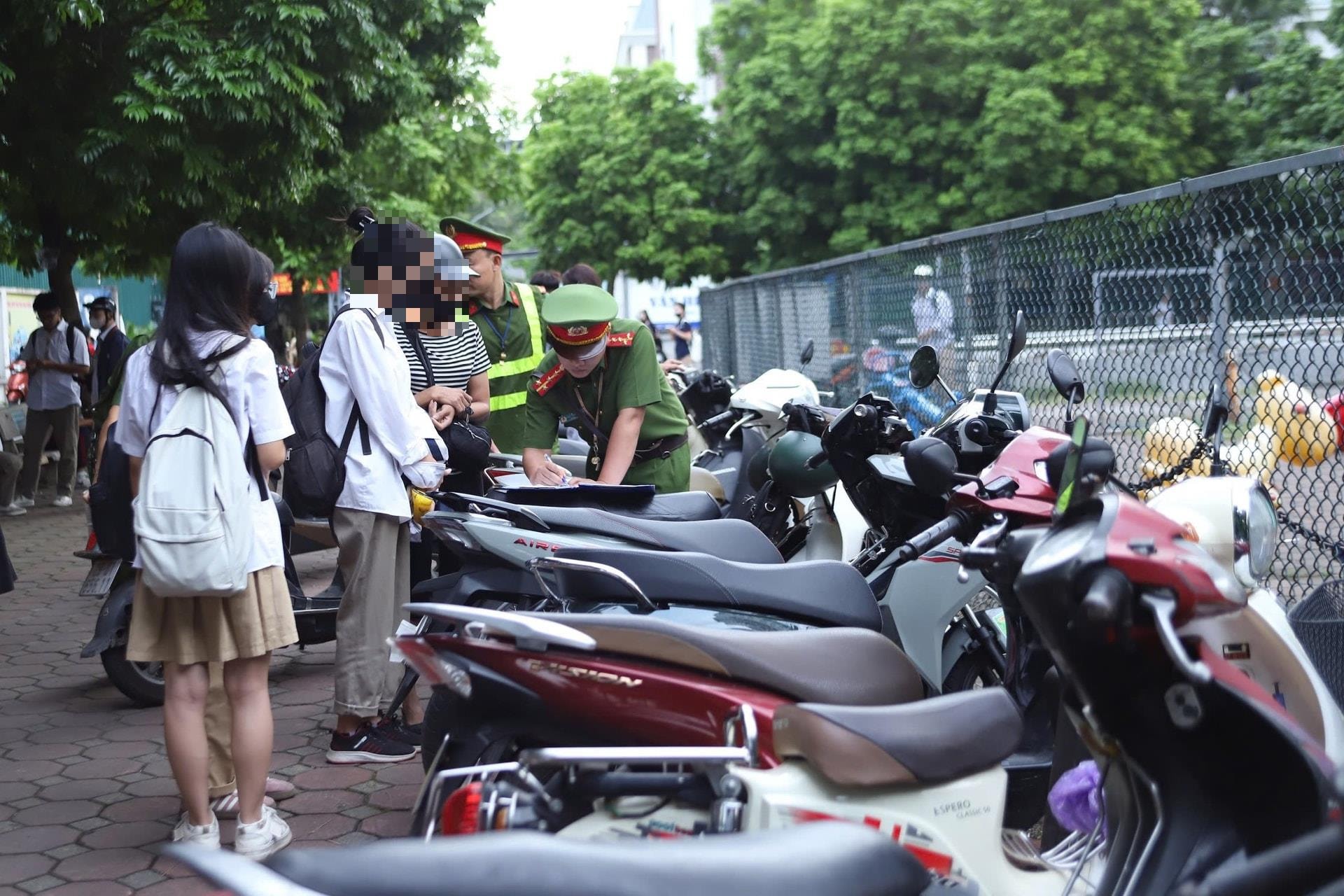 tuong-mai2.jpg